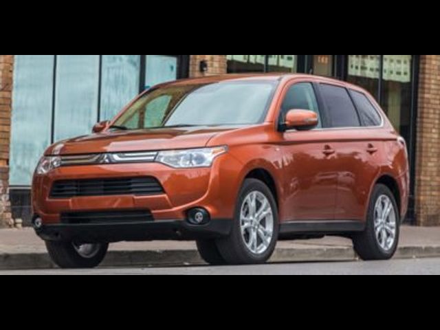 2014 Mitsubishi Outlander SE