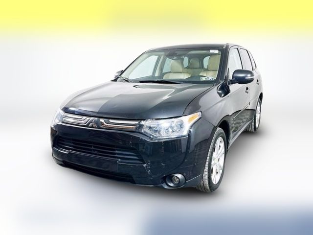 2014 Mitsubishi Outlander SE
