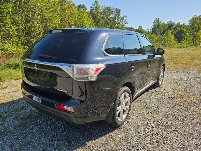 2014 Mitsubishi Outlander SE