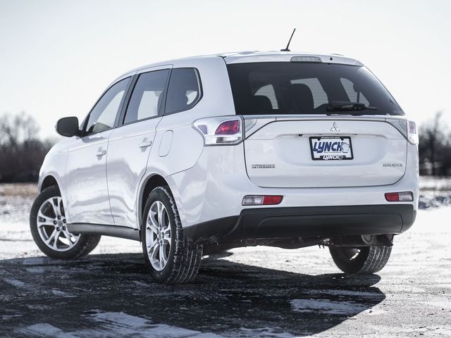 2014 Mitsubishi Outlander SE