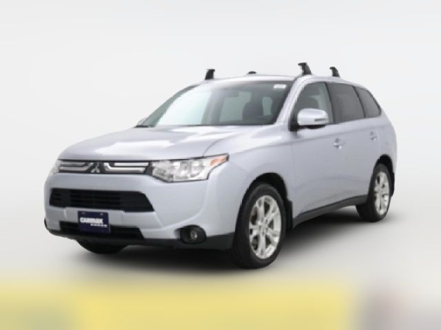 2014 Mitsubishi Outlander SE