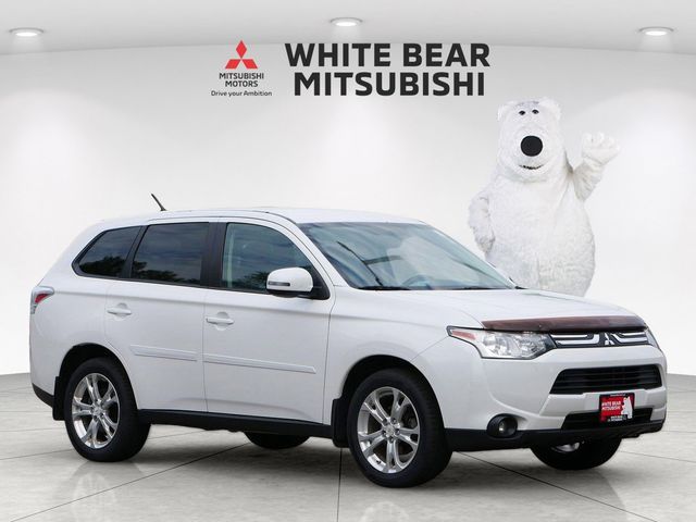 2014 Mitsubishi Outlander SE