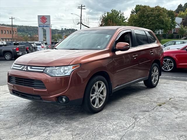 2014 Mitsubishi Outlander SE