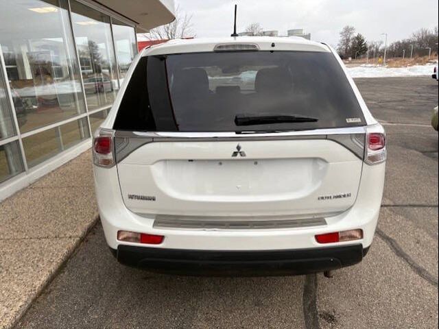 2014 Mitsubishi Outlander SE