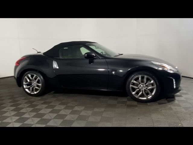 2014 Nissan 370Z Base