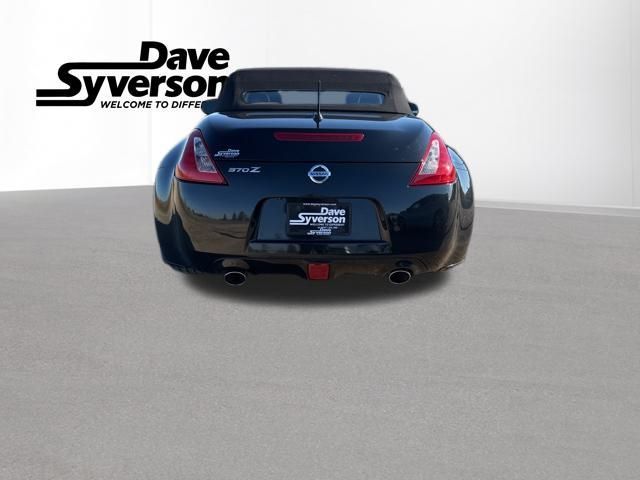 2014 Nissan 370Z Touring