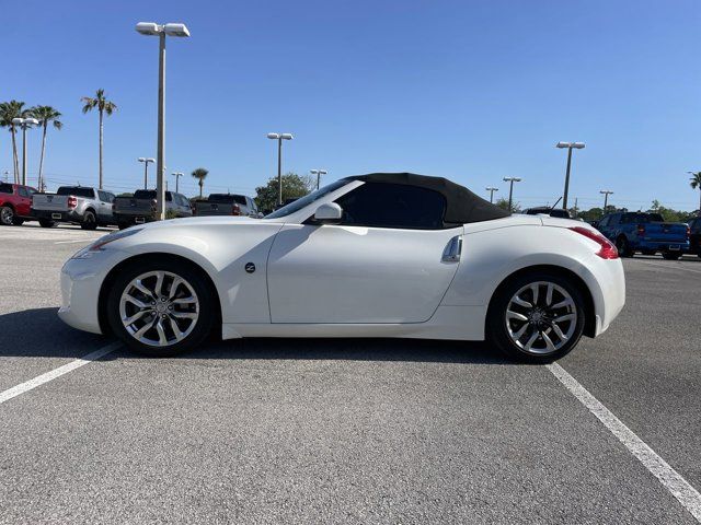 2014 Nissan 370Z Touring
