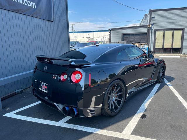 2014 Nissan GT-R Premium