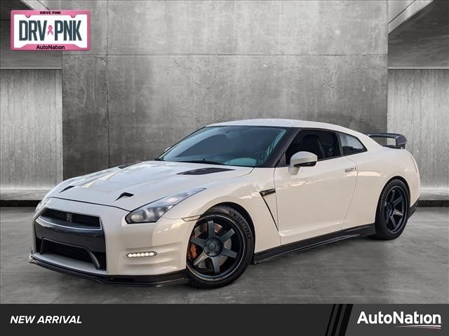 2014 Nissan GT-R Premium