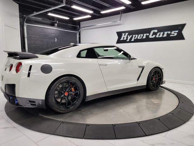 2014 Nissan GT-R Track Edition