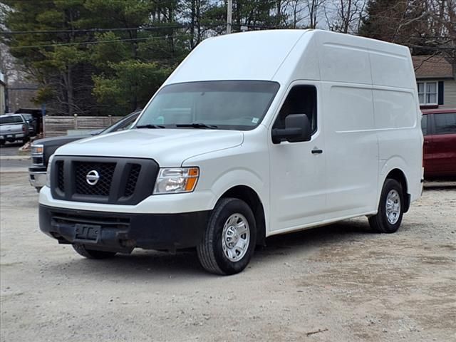 2014 Nissan NV SV