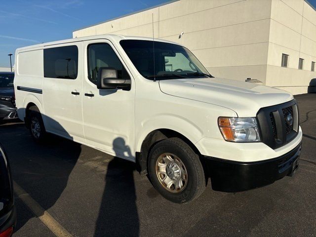 2014 Nissan NV SV