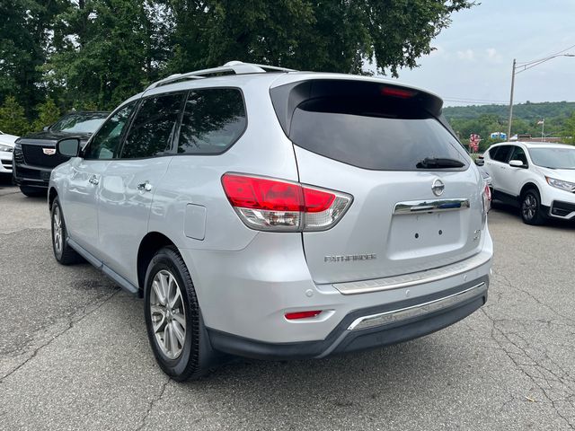 2014 Nissan Pathfinder SV