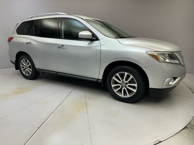 2014 Nissan Pathfinder SV