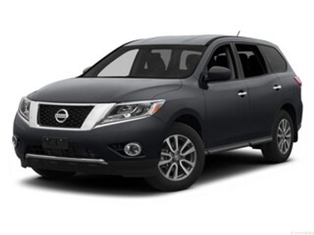 2014 Nissan Pathfinder SV