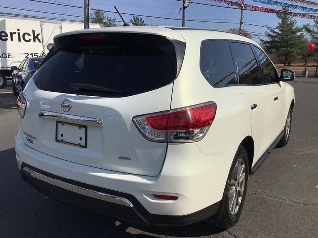 2014 Nissan Pathfinder S