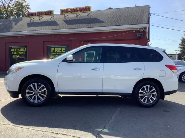 2014 Nissan Pathfinder S