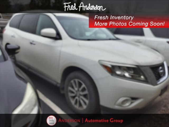 2014 Nissan Pathfinder S