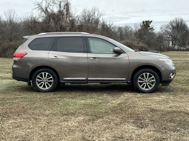 2014 Nissan Pathfinder SL