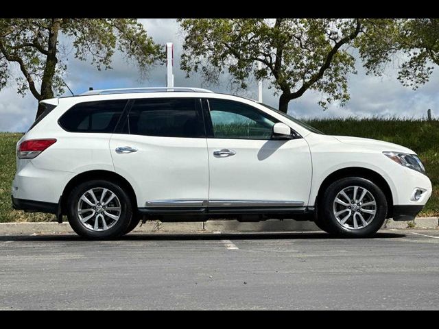 2014 Nissan Pathfinder SL