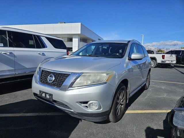 2014 Nissan Pathfinder SV