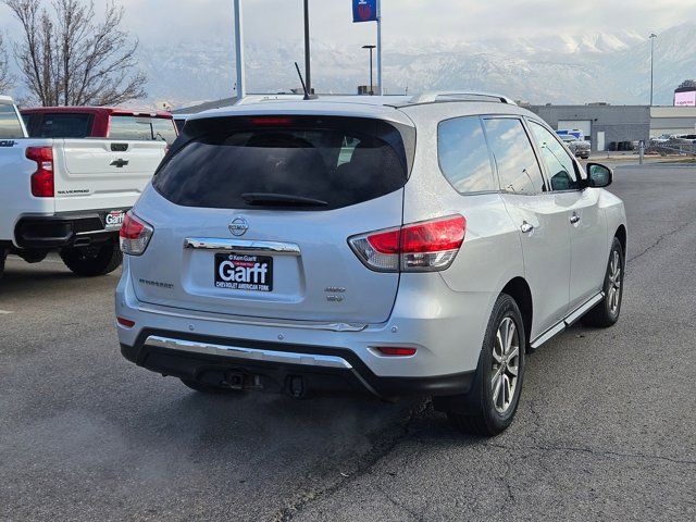 2014 Nissan Pathfinder SV