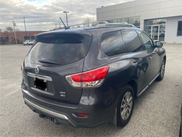 2014 Nissan Pathfinder SV