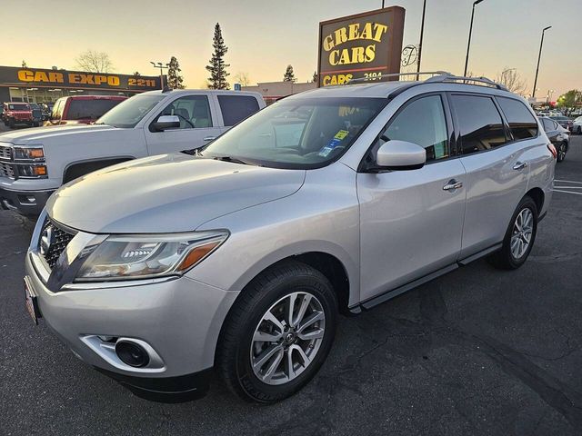2014 Nissan Pathfinder SV