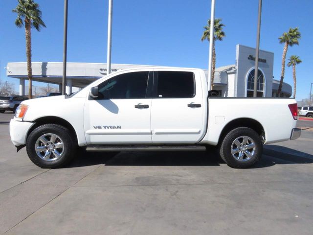 2014 Nissan Titan SV