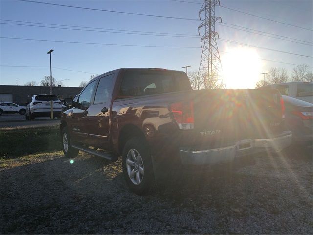 2014 Nissan Titan SV