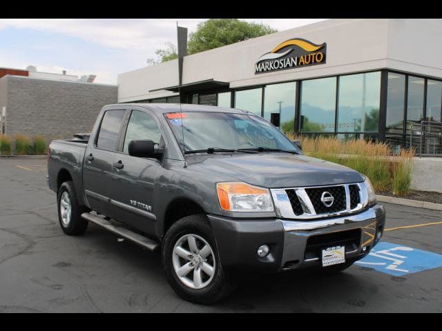 2014 Nissan Titan SV