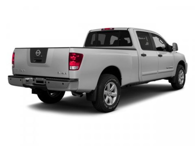 2014 Nissan Titan SV