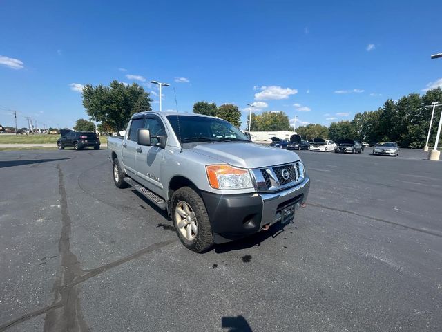 2014 Nissan Titan SV