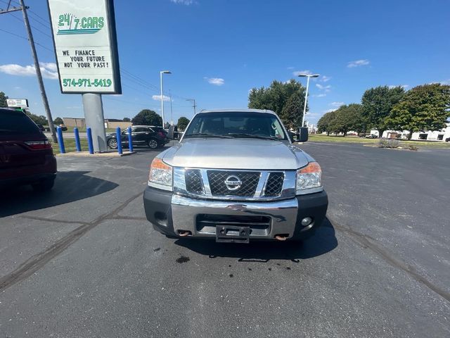 2014 Nissan Titan SV