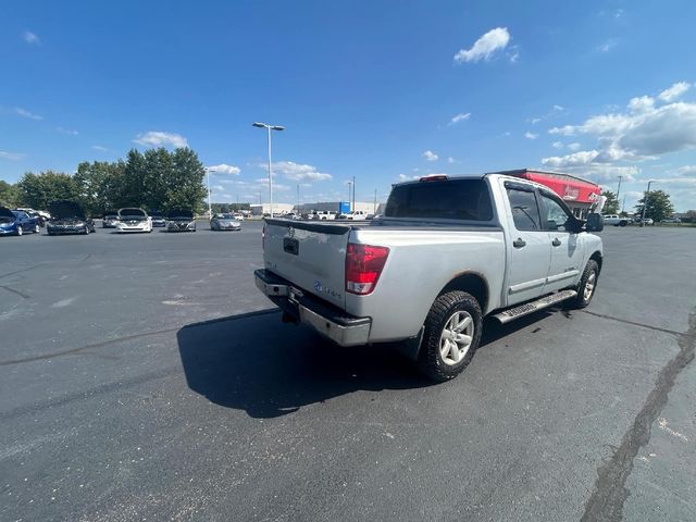 2014 Nissan Titan SV