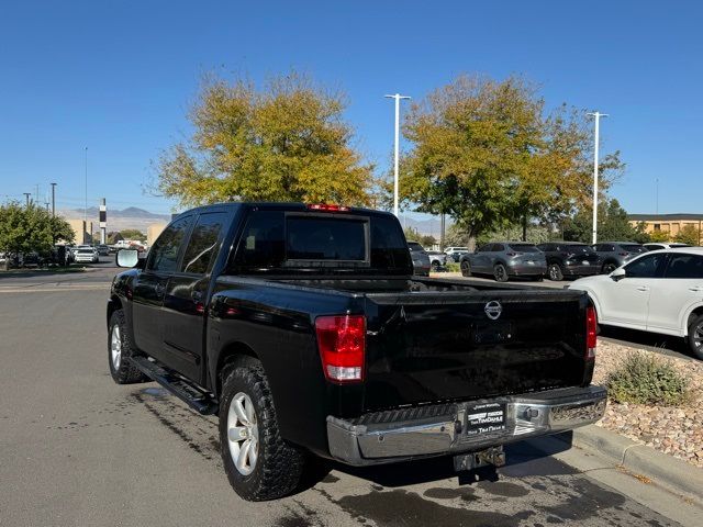 2014 Nissan Titan SV