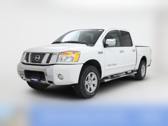 2014 Nissan Titan SV