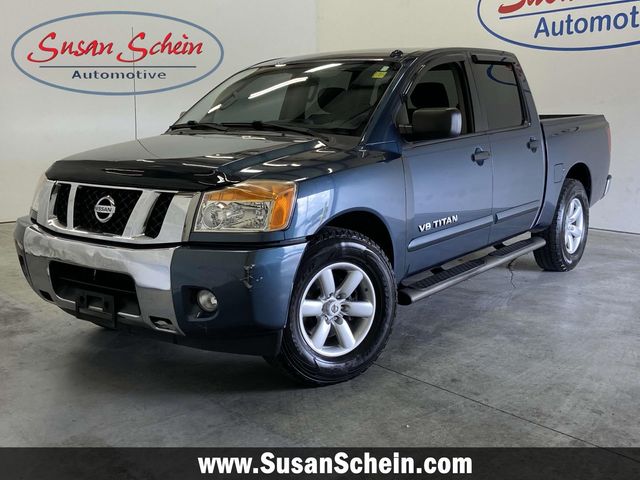 2014 Nissan Titan SV