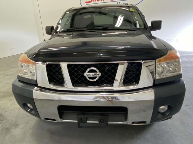 2014 Nissan Titan SV