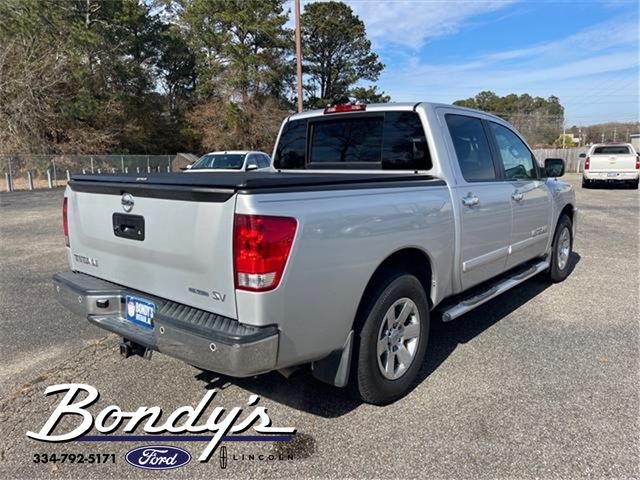 2014 Nissan Titan SV