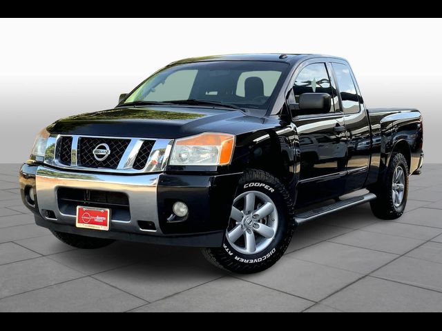 2014 Nissan Titan SV