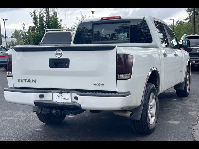 2014 Nissan Titan SV