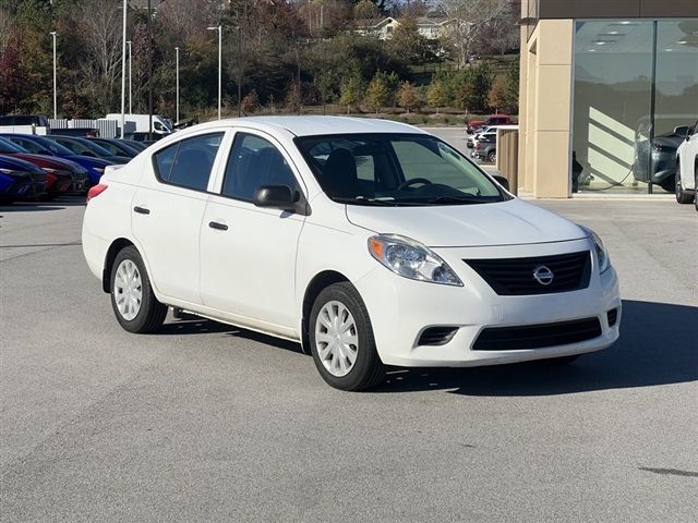 2014 Nissan Versa S Plus