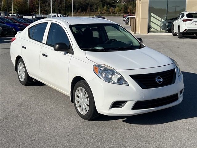 2014 Nissan Versa S Plus