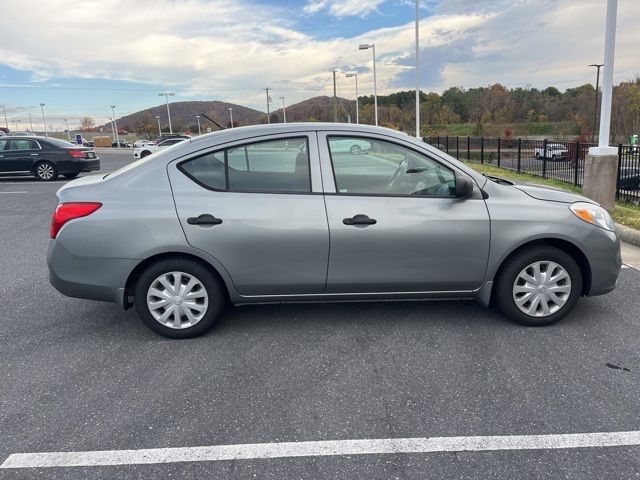 2014 Nissan Versa S