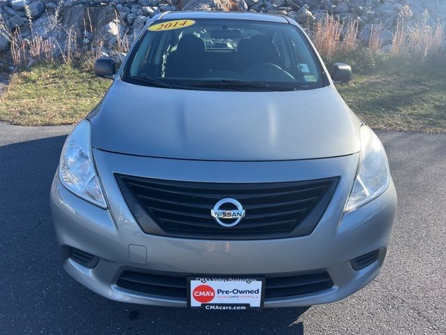 2014 Nissan Versa S