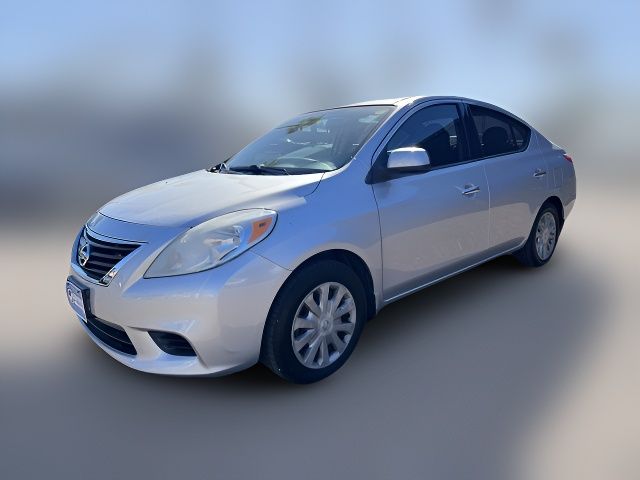 2014 Nissan Versa SV