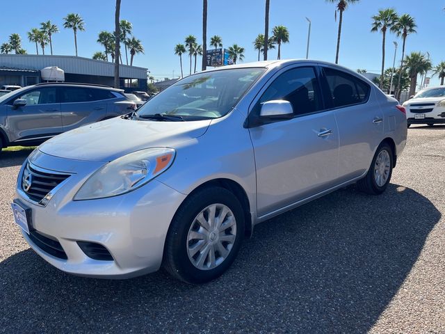 2014 Nissan Versa SV