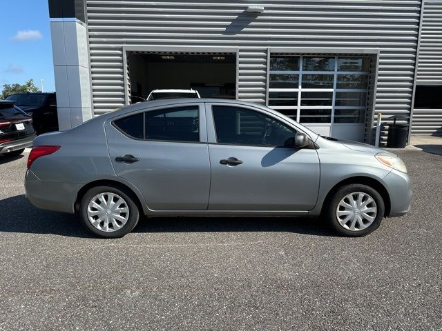 2014 Nissan Versa S