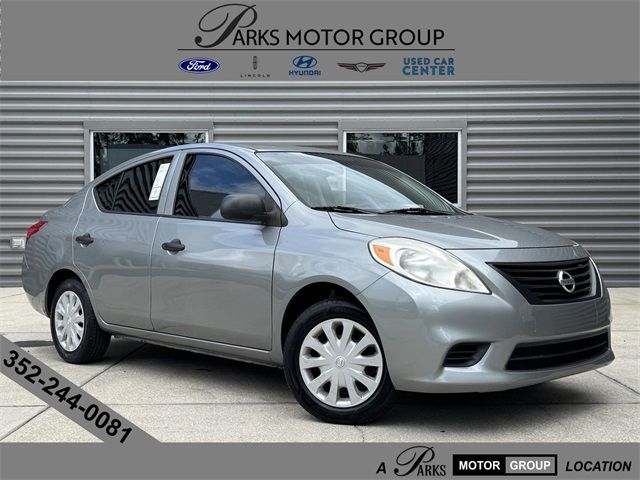 2014 Nissan Versa S